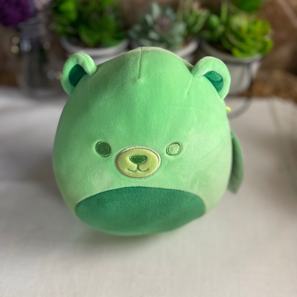 Gobo the Green Gummy Bear